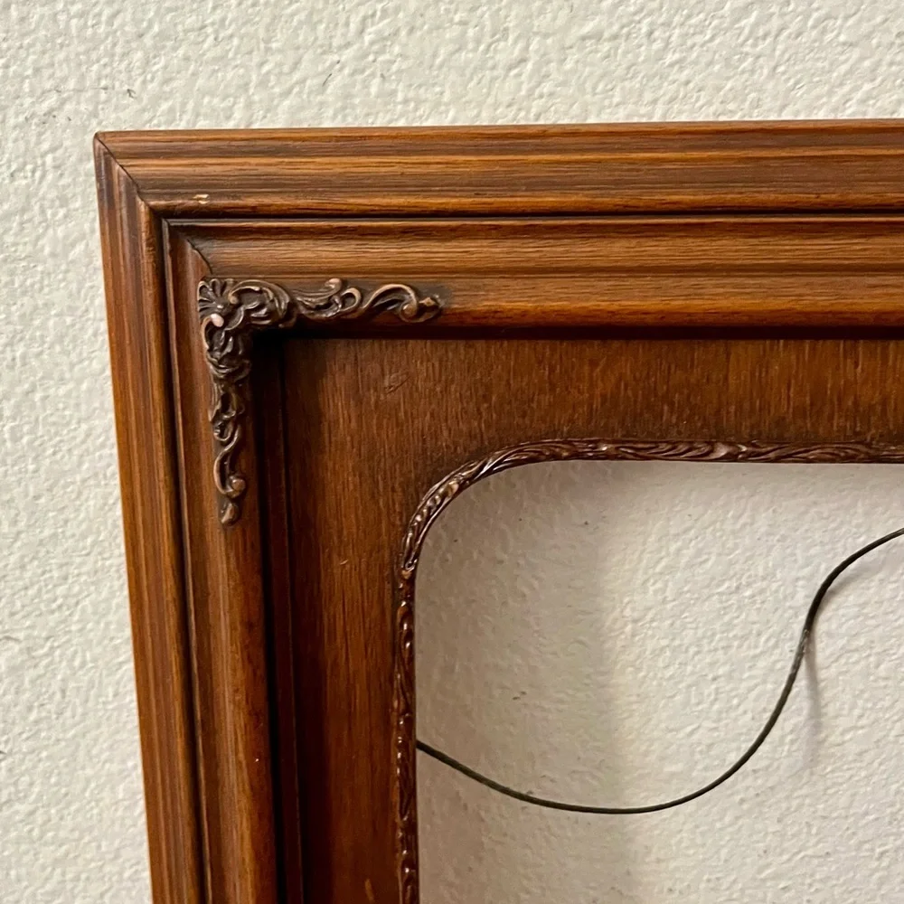 Vintage Ornament Wooden Frame Features Decorative Corner Frame 13/16 Inches